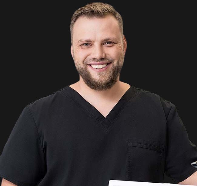 Artiom Špolianskij — Gydytojas odontologas · implantologas